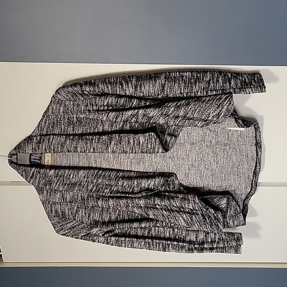 Hollister sweater - Picture 4 of 7